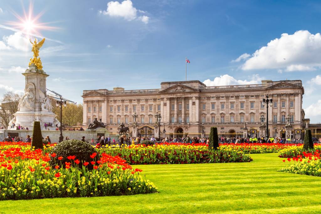 Buckingham-Palace-England