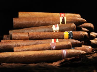 $100 Up in Smoke: 10 Tips on Buying Cigars in Cuba