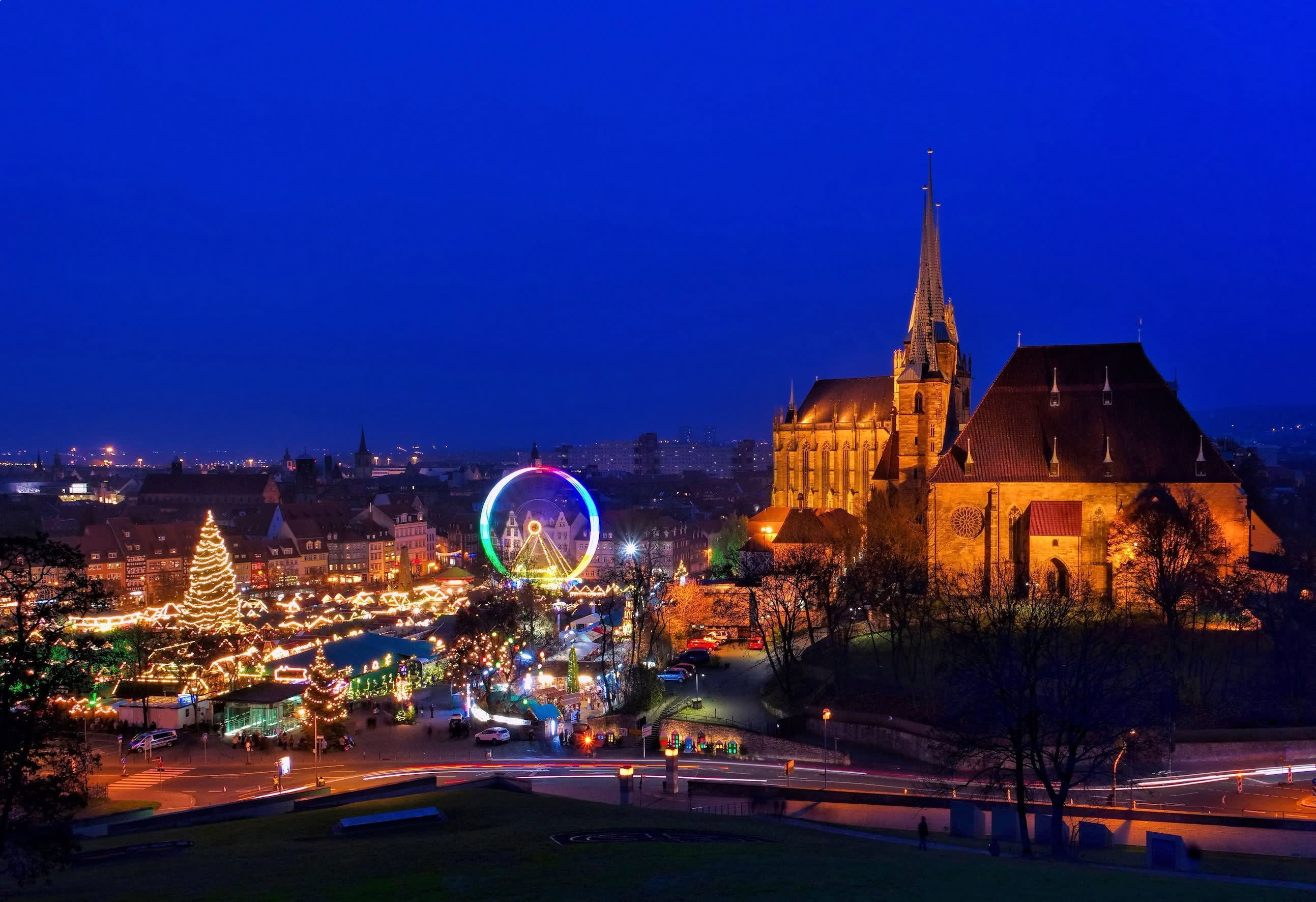 German-Christmas-Markets-Vacation-YMT