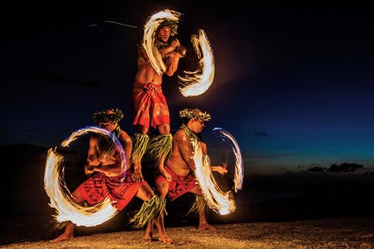 hawaii fire dancers