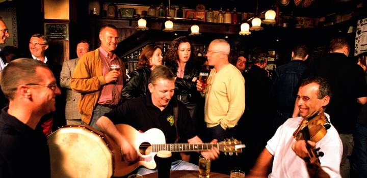 7 Things to Know About Ireland’s County Galway Pubs