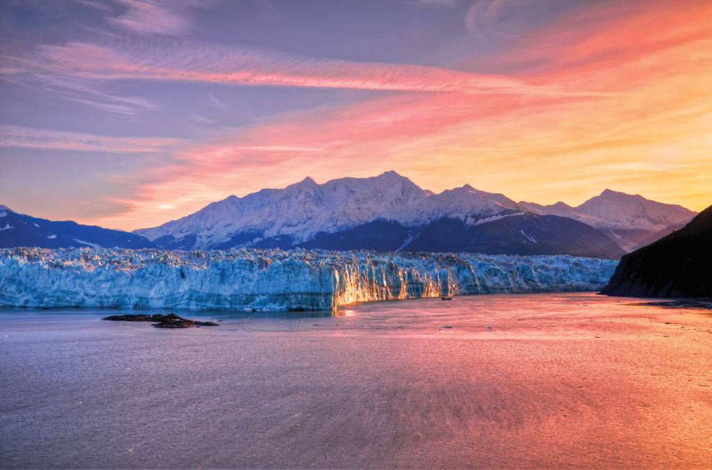 shutterstock_208353511_Hubbard_Glacier_AK-1