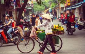 vietnamese-customs-dos-and-donts-for-visiting-vietnam-street